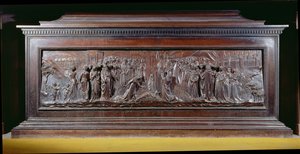 Het heiligdom van St. Zenobius met een lang paneel dat het wonder van de Strozzi-jongen toont. c.1432-42 (brons)